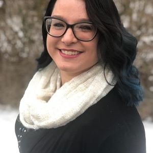 Meet your Posher, Marissa